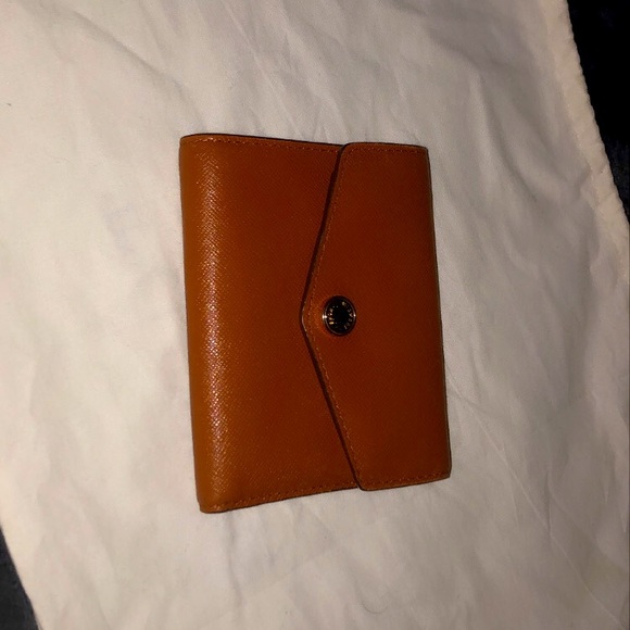 Michael Kors Wallet - Picture 3 of 7